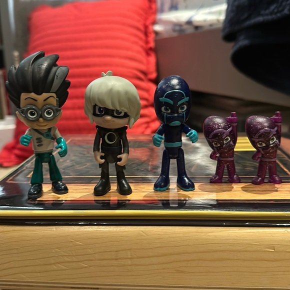 Lot of Pj Masks characters and Romeo’s lab - Picture 3 of 4